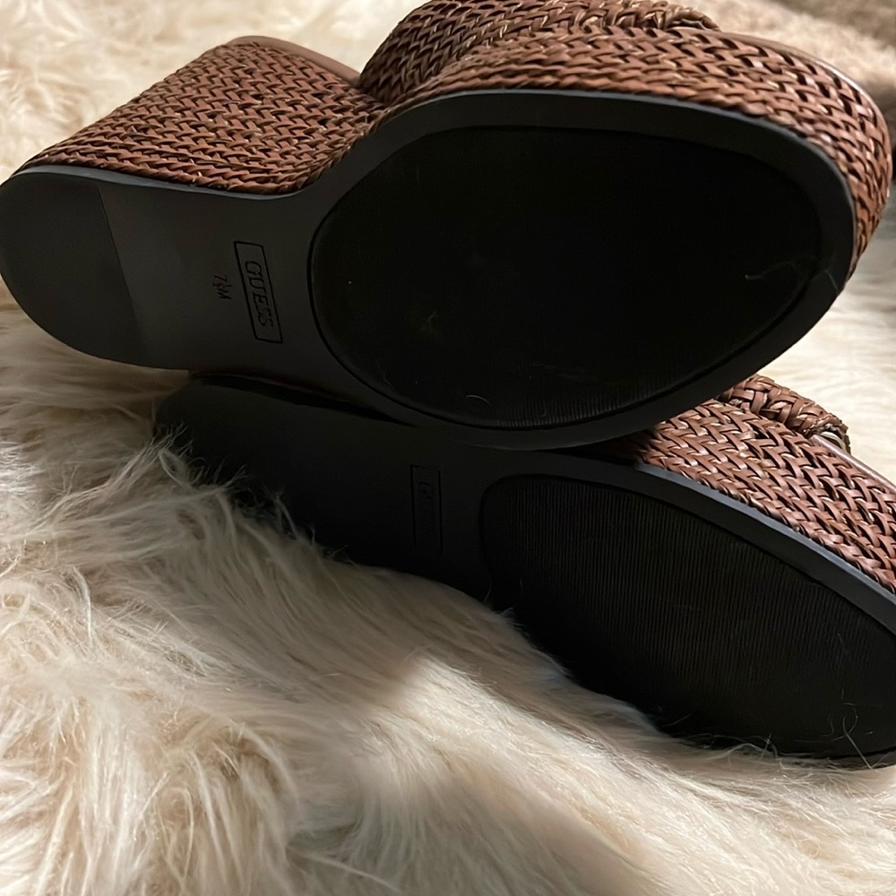 Guess Raffia Wedges - Picture 5 of 5
